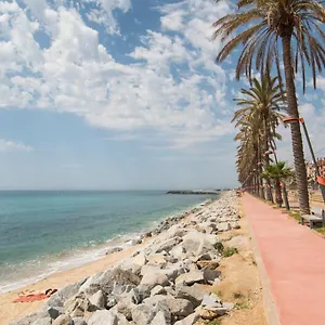 vilamarlux-4.catalonia-hotels.com/